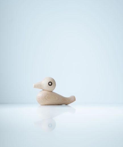 Mellem eg – håndlavet træand i dansk design fra Lolland